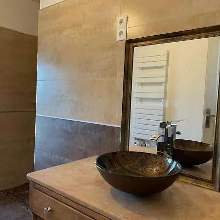 Convivial A Avec Piscine Partagee Et Animaux Acceptes - Fr-1-489-353 Country house