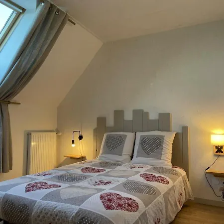 Convivial A Avec Piscine Partagee Et Animaux Acceptes - Fr-1-489-353