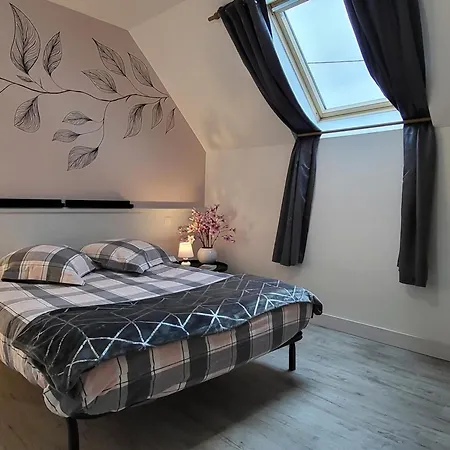 Convivial A Avec Piscine Partagee Et Animaux Acceptes - Fr-1-489-353 * Blomard